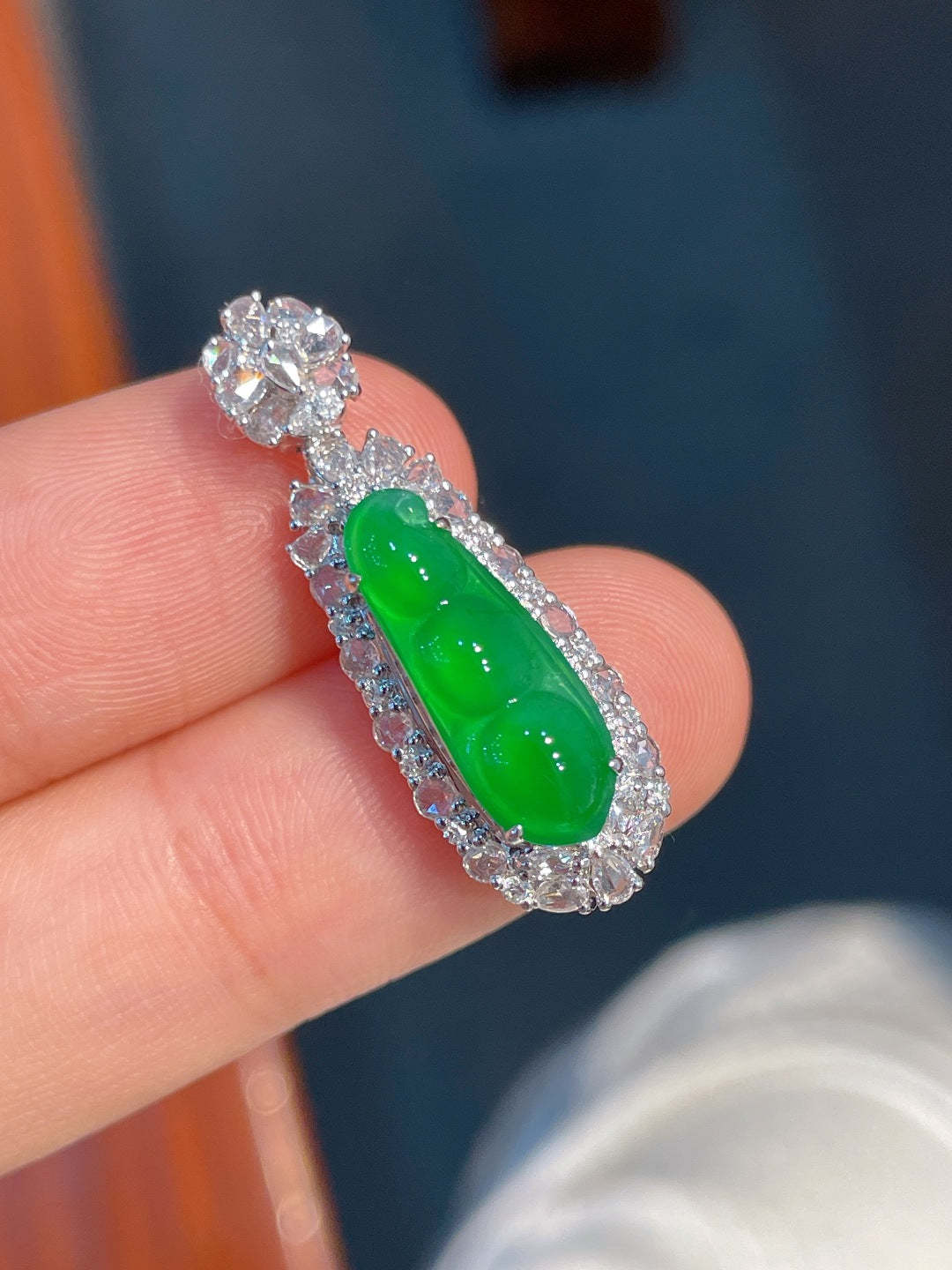Mặt dây hạt đậu xanh dương hoàn hảo mạ vàng 18k không mặc cả khuyến nghị mạnh (wg0022419)