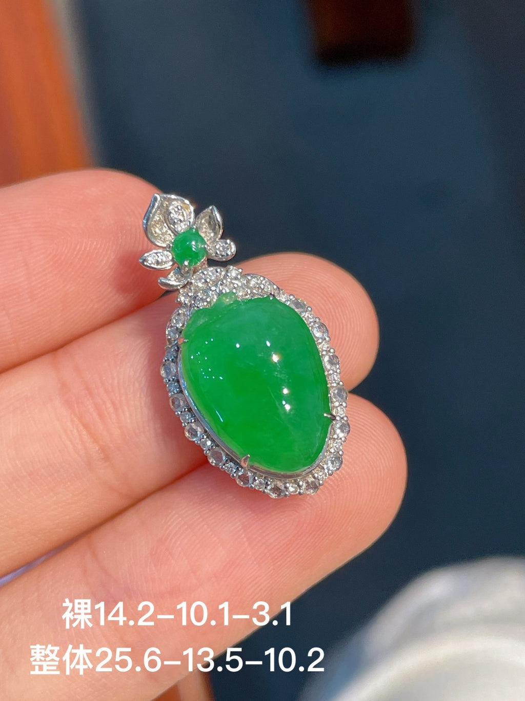 Mặt dây tì bầu phúc xanh dương hoàn hảo khảm vàng 18k không mặc cả khuyến nghị mạnh mẽ