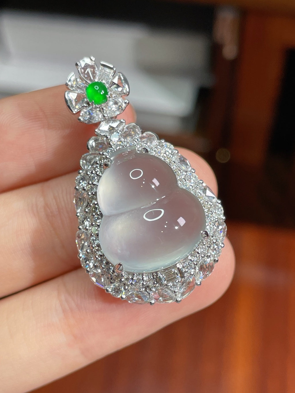 Mặt dẻo bầu hồ lô băng cao cấp, hoàn hảo, đính vàng 18k, không mặc cả, khuyến nghị mạnh mẽ (wg0022805)