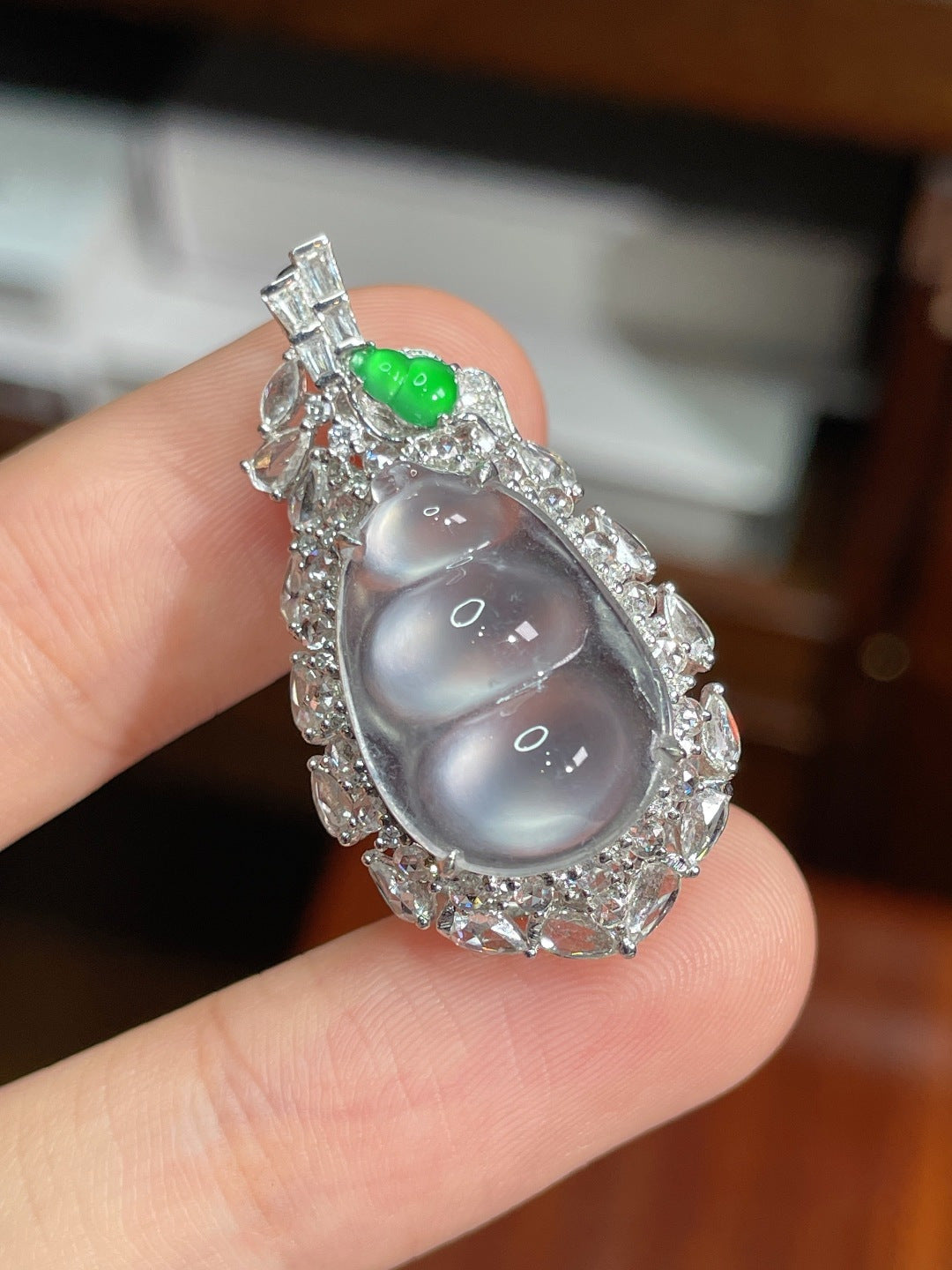 Mặt dây chuyền hạt đậu băng cao cấp Hoàn hảo Mạ vàng 18k Không thương lượng Rất khuyến khích (wg0022803)