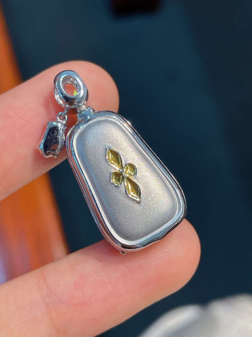 Mặt dây hồ lô dương lục hoàn hảo khảm vàng 18k không thương lượng khuyến nghị mạnh mẽ (wg0022798)