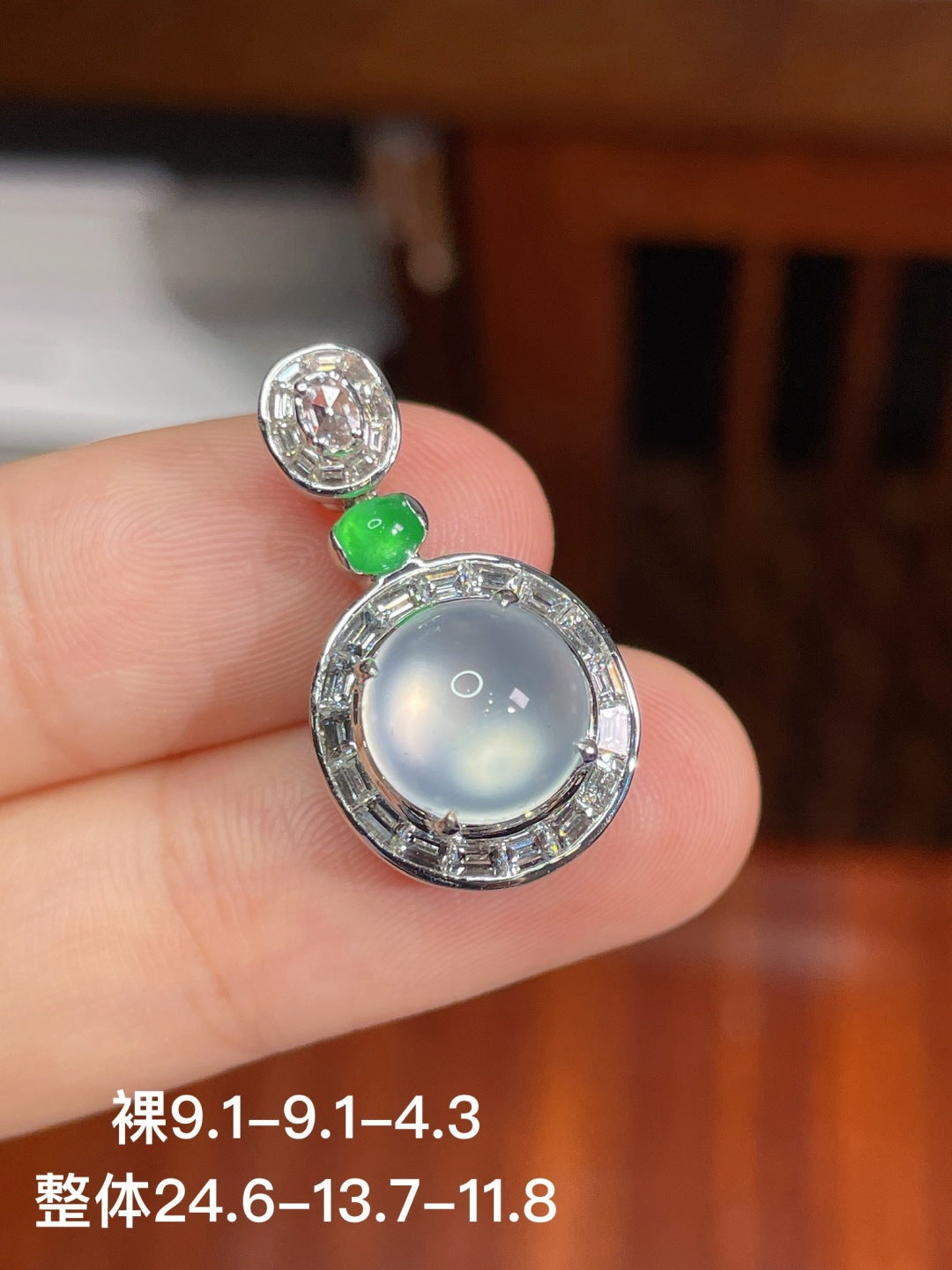 Mặt dây chuyền trứng băng cao hoàn hảo mạ vàng 18k không mặc cả khuyến khích mạnh mẽ (wg0023244)