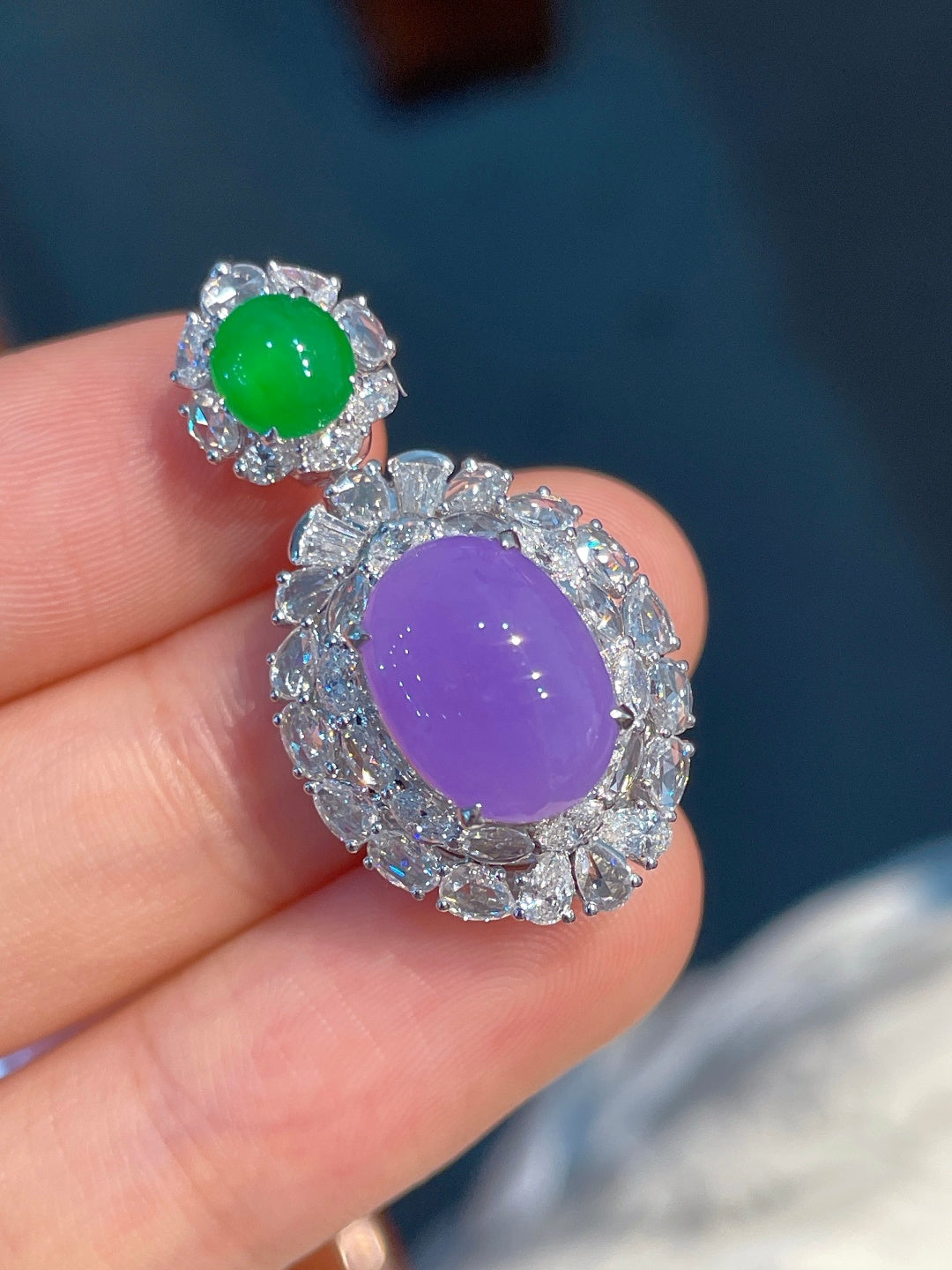 Mặt dây Violet hình trứng hoàn hảo mạ vàng 18k không mặc cả khuyến nghị mạnh mẽ