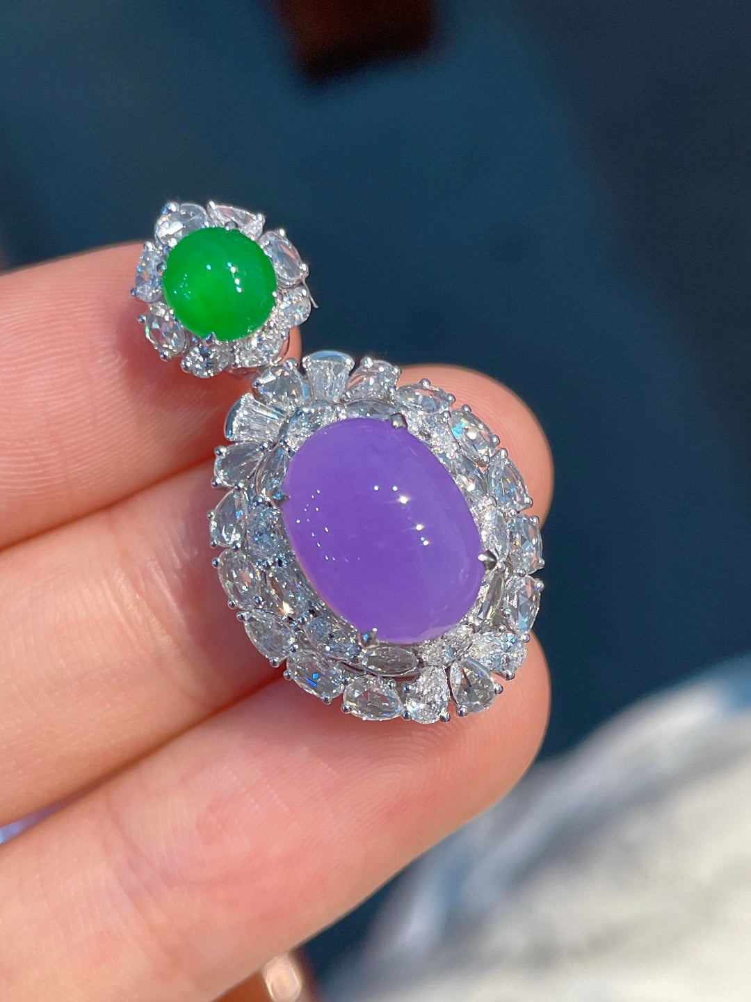 Mặt dây Violet hình trứng hoàn hảo mạ vàng 18k không mặc cả khuyến nghị mạnh mẽ