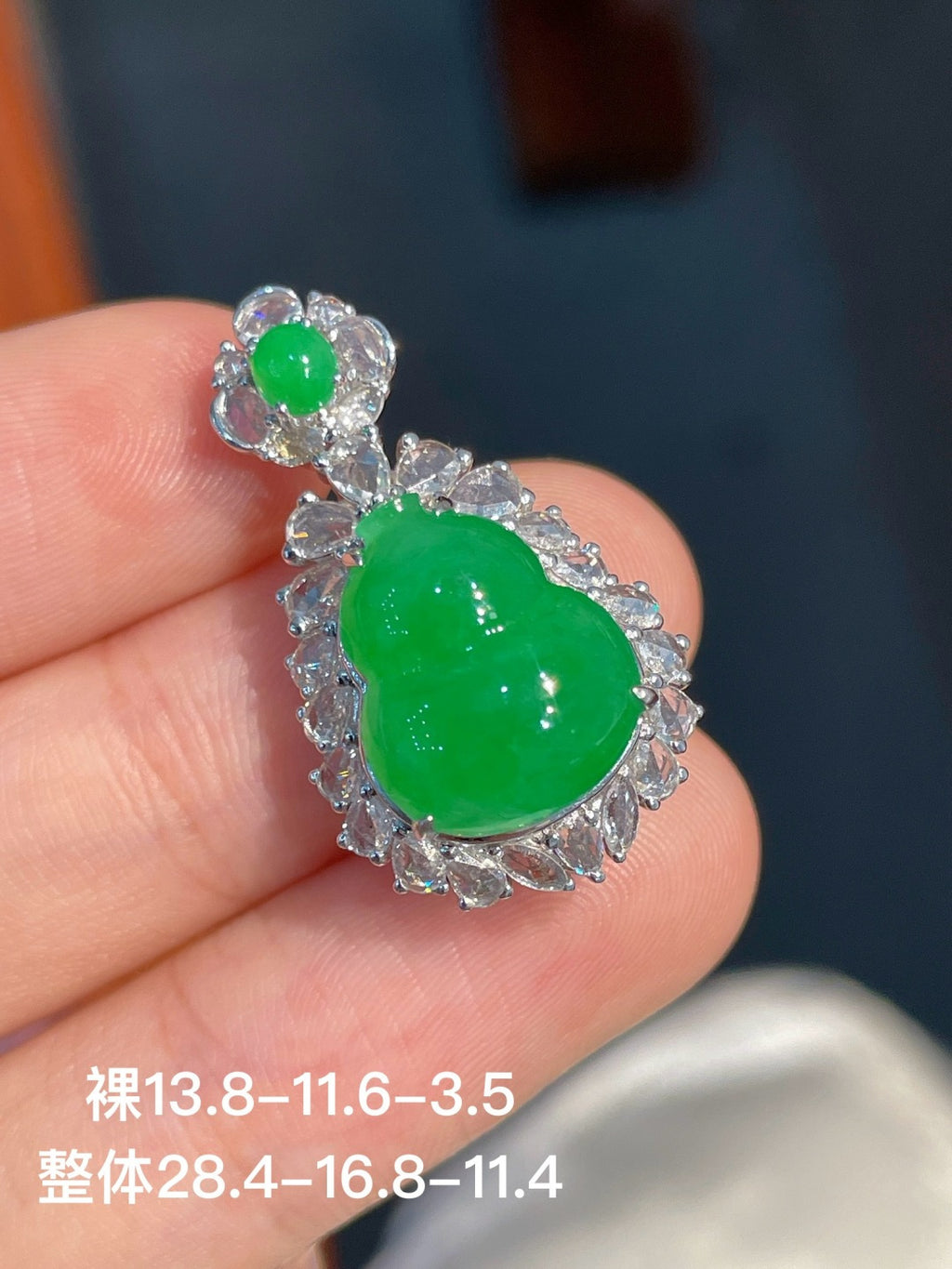 Mặt dây Hồ Lô màu xanh dương ngọc hoàn hảo khảm vàng 18k không thương lượng khuyến nghị mạnh mẽ (wg0023230)
