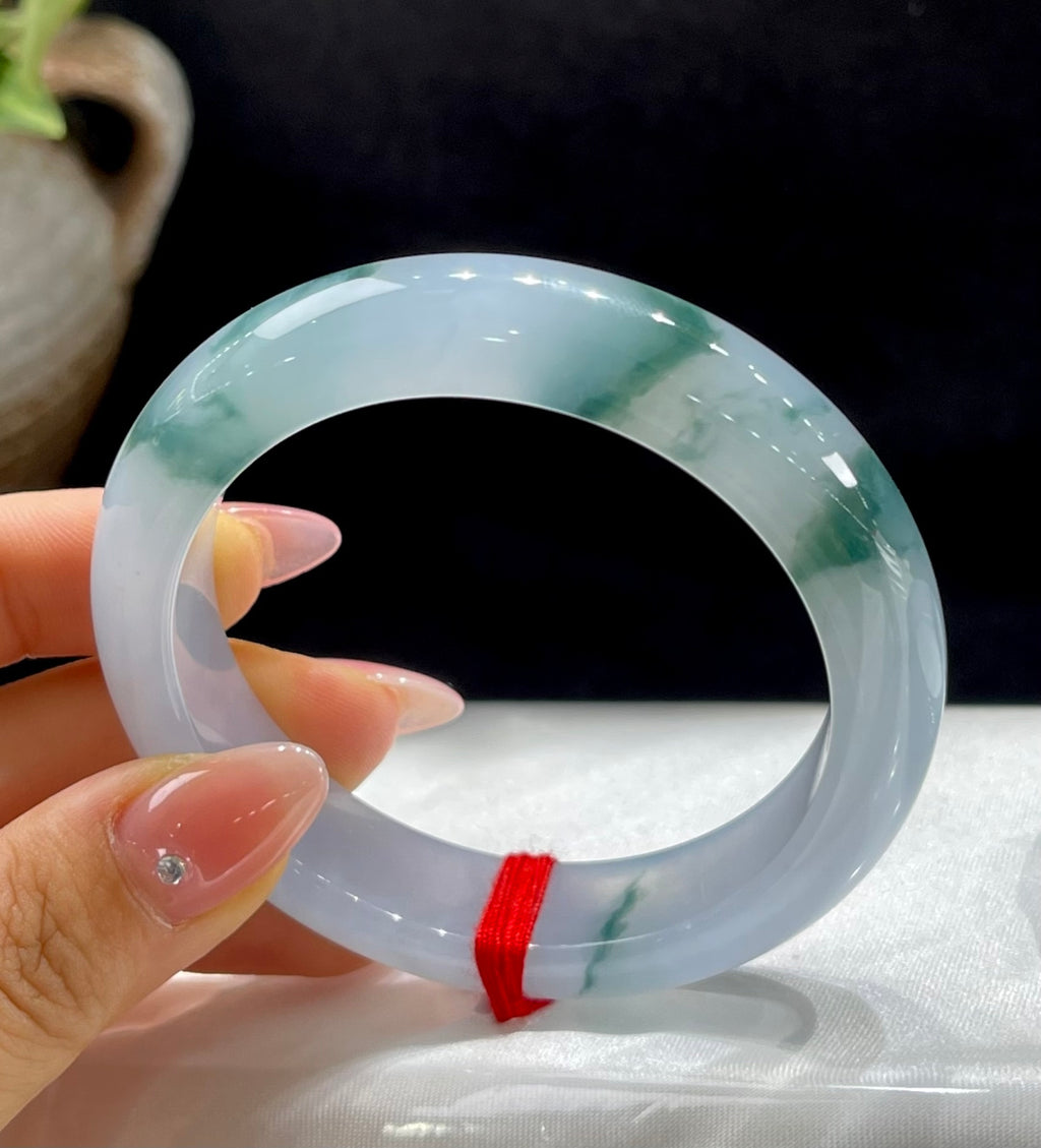 Vòng tay bình an hoa bay đáy tím băng mật A6559 Số hiệu: 2308268-2001–C13-11 Kích thước cụ thể: 53.6-12.7-9.1 (wg0024168)