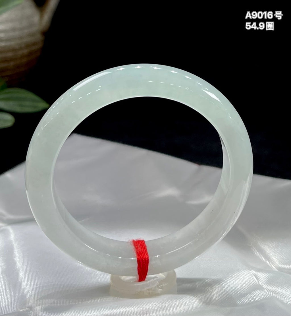Vòng tay bình an bán sơn bích ngọc Nuo Bing A9016 Mã số: 26011313-5005-C13-9 Kích thước cụ thể: 54.9-11.9-8.4 (wg0024195)
