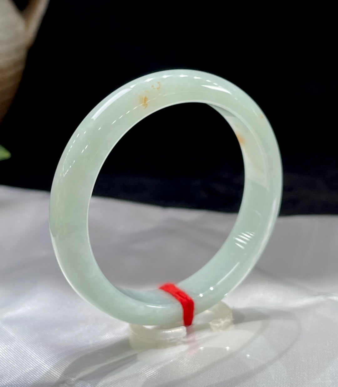 Vòng tay bình an đáy thanh vân vàng rải A9023 Mã số: 2201108-41014-C5-14 Kích thước cụ thể: 53.4-11.6-7.4 (wg0024188)