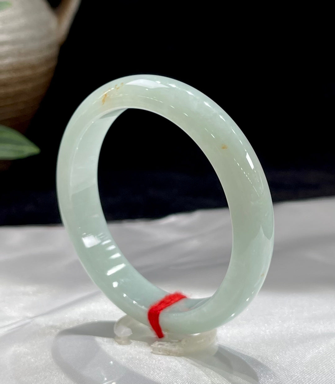 Vòng tay bình an đáy thanh vân vàng rải A9023 Mã số: 2201108-41014-C5-14 Kích thước cụ thể: 53.4-11.6-7.4 (wg0024188)