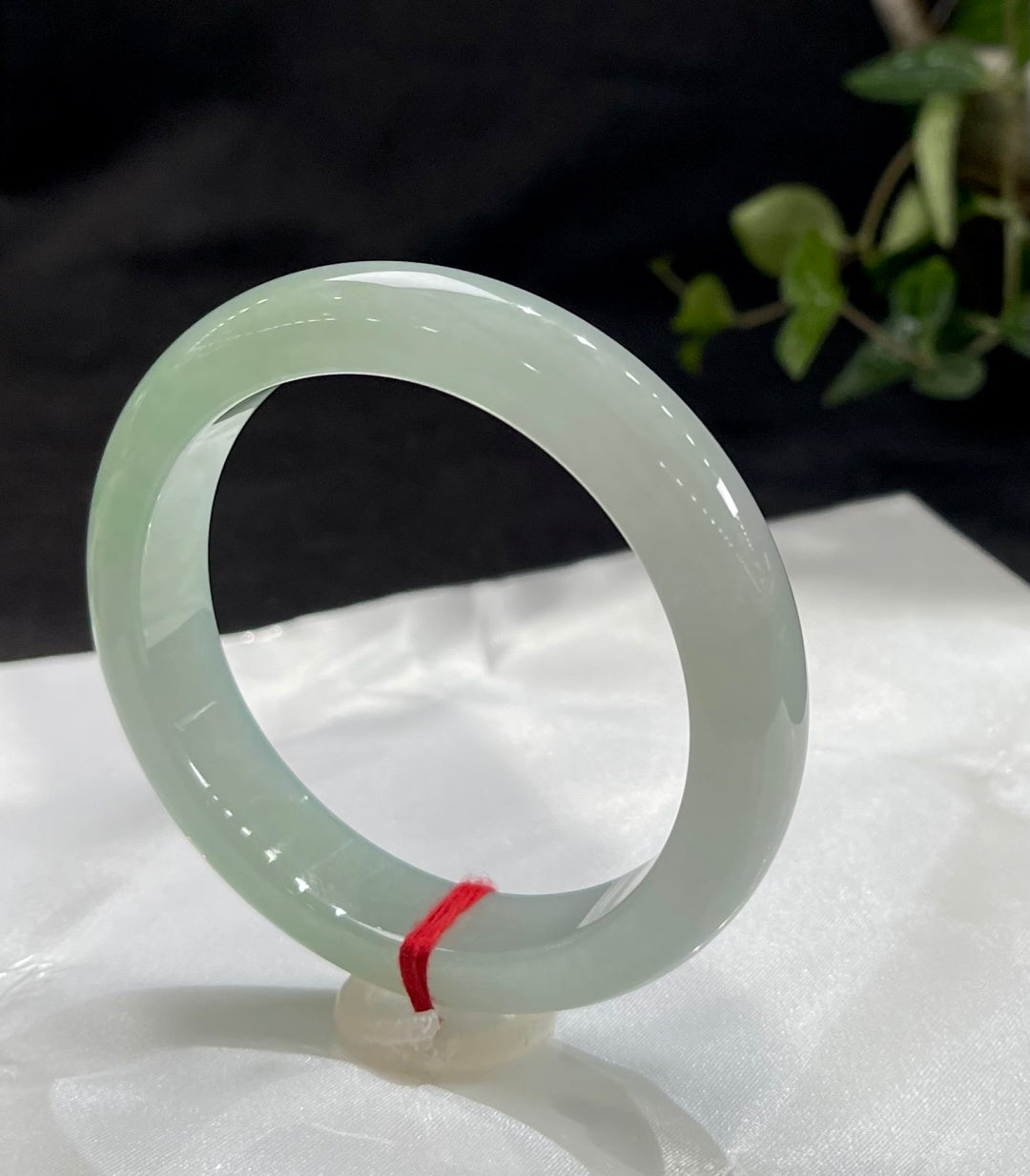 Vòng tay Bình An bán sơn bán thủy Nhu Băng A9027 Số: 2601127-10001-C5-12 Kích thước: 56.6-12.4-8.6 (wg0024184)