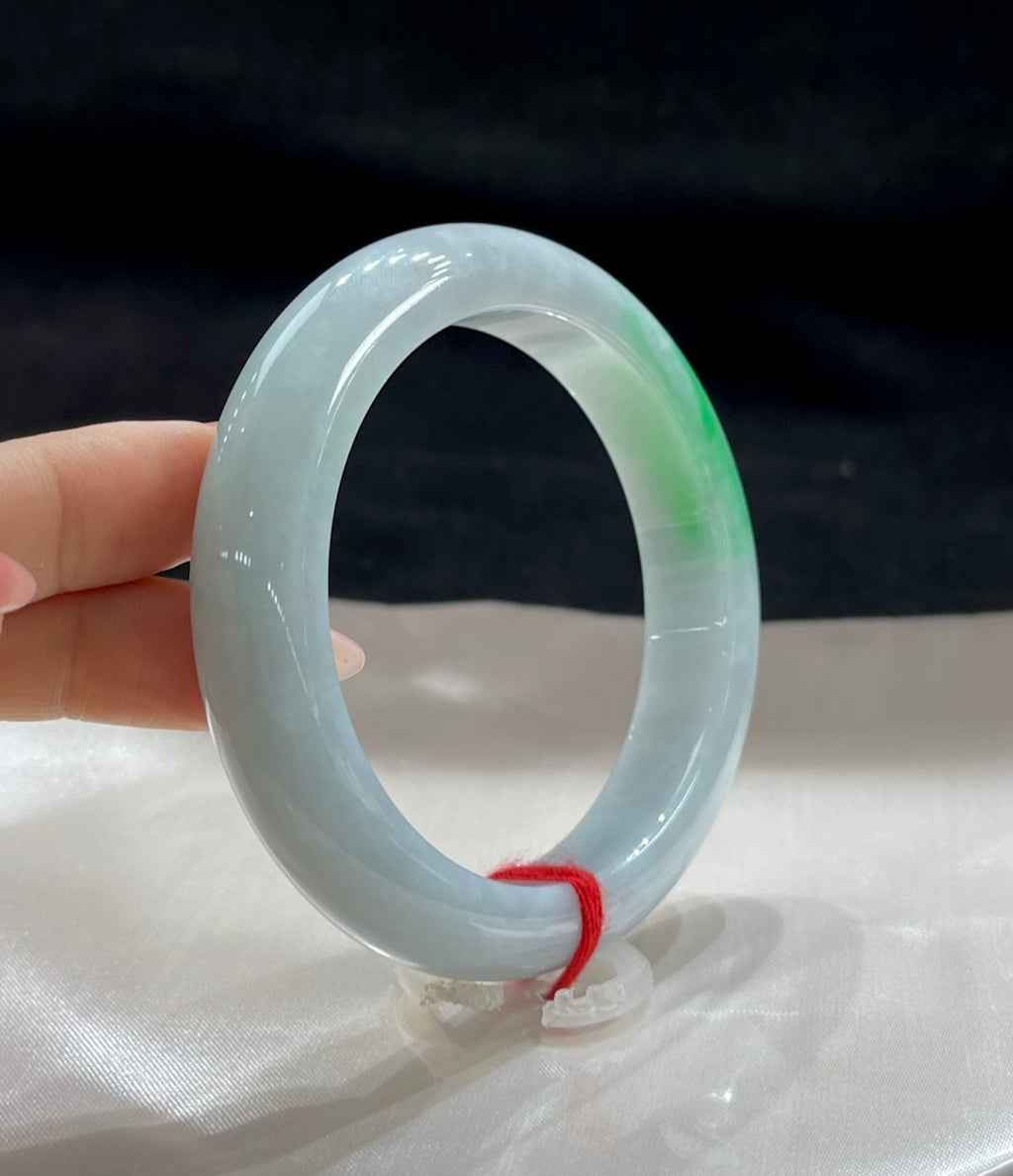 Vòng tay bình an Bạch Để Thanh Nhu Chủng A9028 Số hiệu: 26040114-16008-C19-2 Kích thước cụ thể: 57.3-12.6-9.1 (wg0024183)