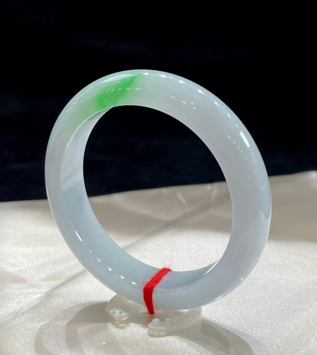 Vòng tay bình an nền trắng xanh ngọc Băng Nuo A9029 Số: 2606291-8004-C19-2 Kích thước cụ thể: 52.5-12-8 Có vi hạn chế, cân nhắc trước khi đặt (wg0024182)