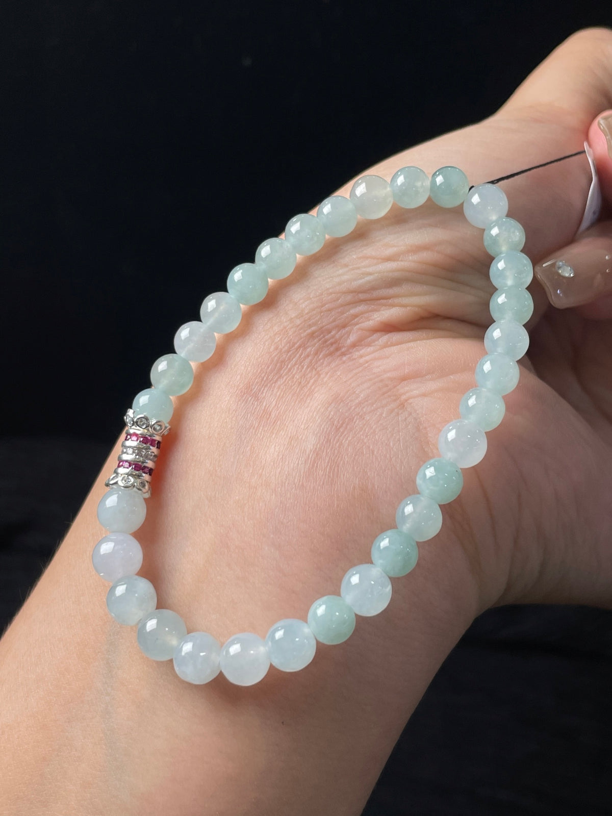 Vòng tay Ngọc Phỉ Thúy tự nhiên Hộp quà tặng + Giấy chứng nhận Kích thước 6mm Mã số: 7-7DD (wg0024398)