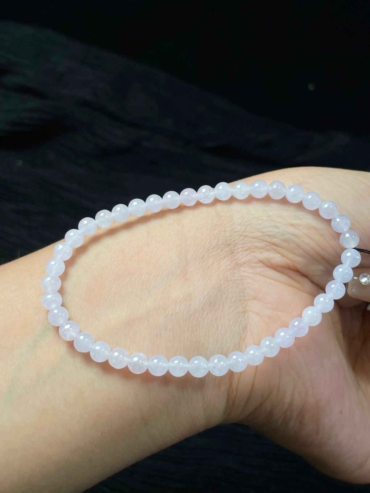 Vòng tay ngọc phỉ thúy tự nhiên kèm hộp quà tặng + chứng chỉ size 4.5 mã số: 7-7DD (wg0024396)