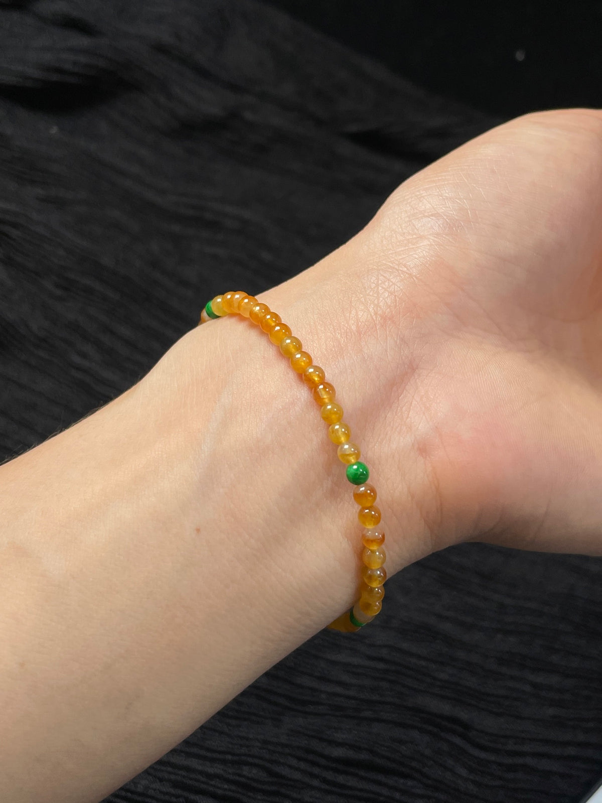 Vòng tay ngọc phỉ thúy tự nhiên kèm hộp quà + giấy chứng nhận, size 3.5, mã số: 7-6DD (wg0024394)