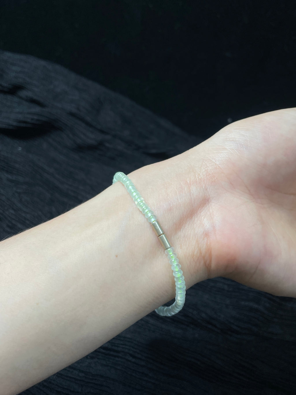 Vòng tay Ngọc Phỉ Thúy tự nhiên kèm hộp quà + giấy chứng nhận kích thước 3.3mm mã số: 7-7DD (wg0024380)