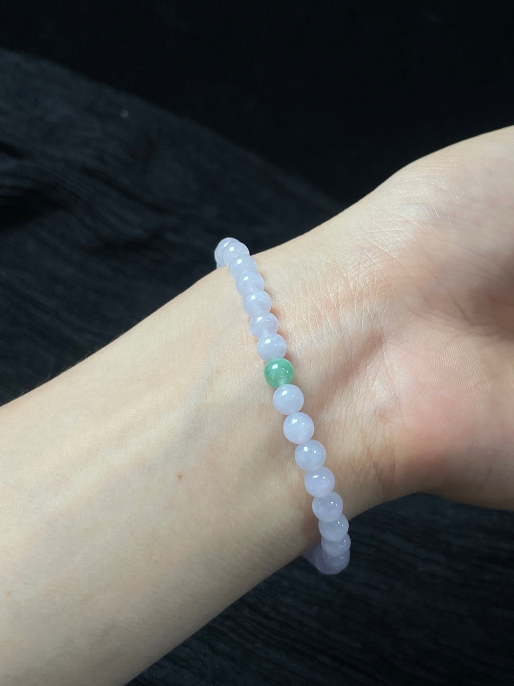 Vòng tay ngọc phỉ thúy tự nhiên kèm hộp quà + giấy chứng nhận kích thước 5mm mã số: 5-5DD (wg0024378)
