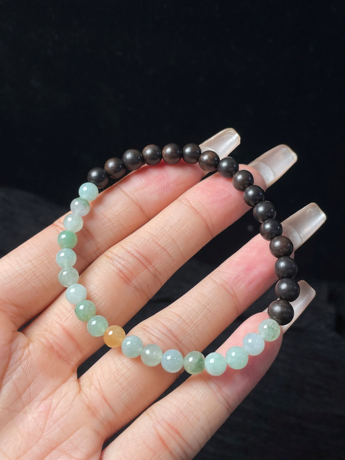 Vòng tay Ngọc Phỉ Thúy tự nhiên Hộp quà tặng + Chứng chỉ Kích thước 5.5 Mã số: 6-24DD (wg0024619)