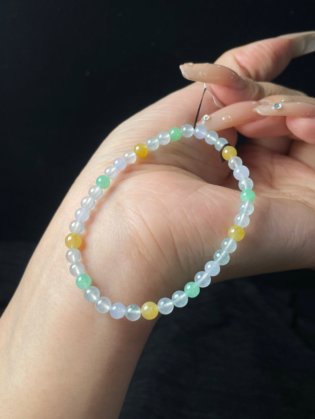 Vòng tay ngọc phỉ thúy tự nhiên kèm hộp quà + giấy chứng nhận, size 5, mã số: 6-24DD (wg0024610)