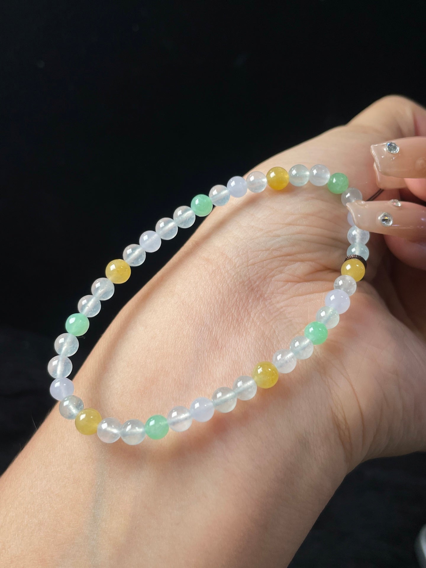 Vòng tay ngọc phỉ thúy tự nhiên kèm hộp quà + giấy chứng nhận, size 5, mã số: 6-24DD (wg0024610)
