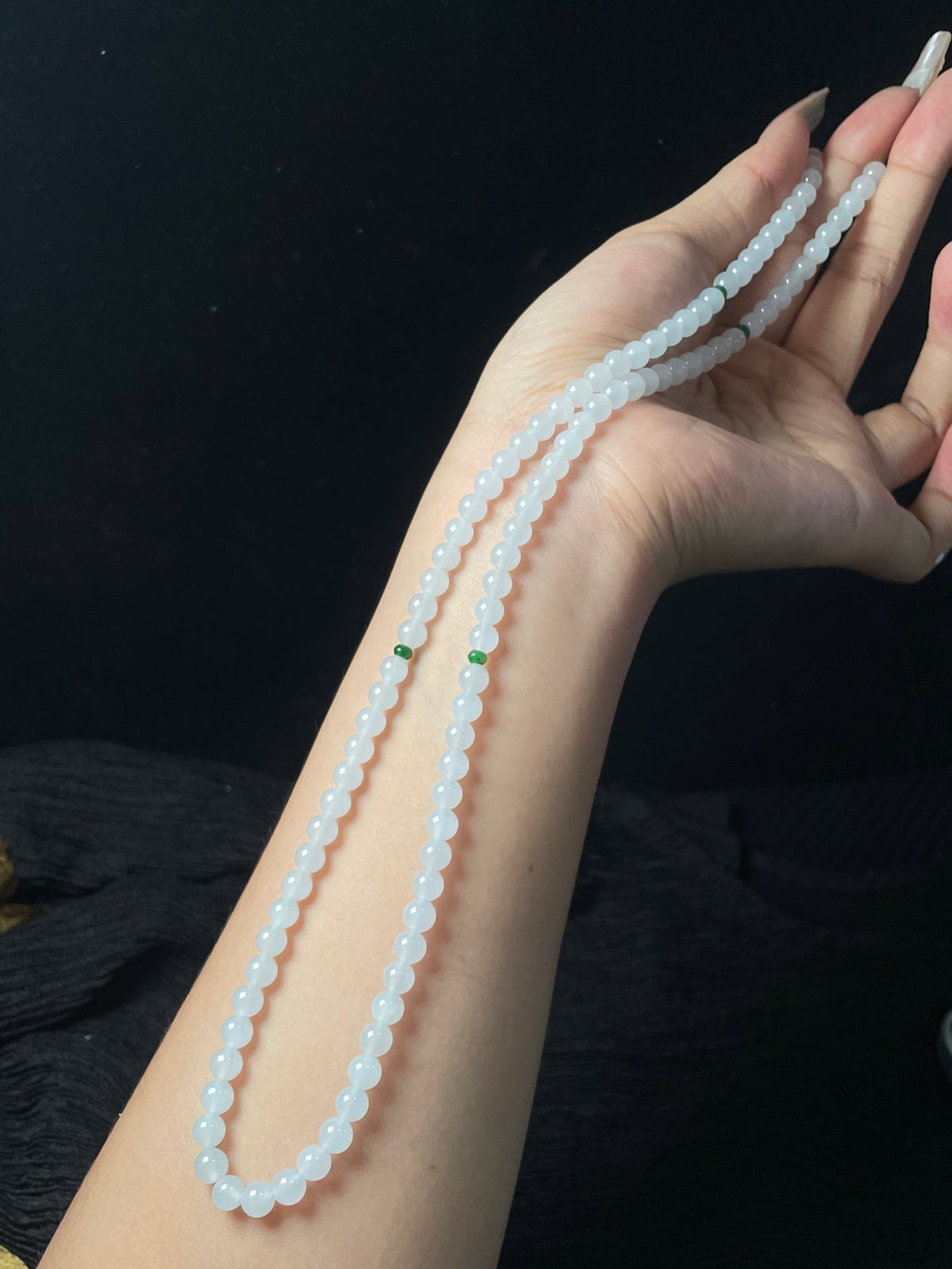 Chuỗi hạt ngọc phỉ thúy tự nhiên kèm hộp quà + chứng chỉ size 6, mã số: 7-7DD (wg0024604)