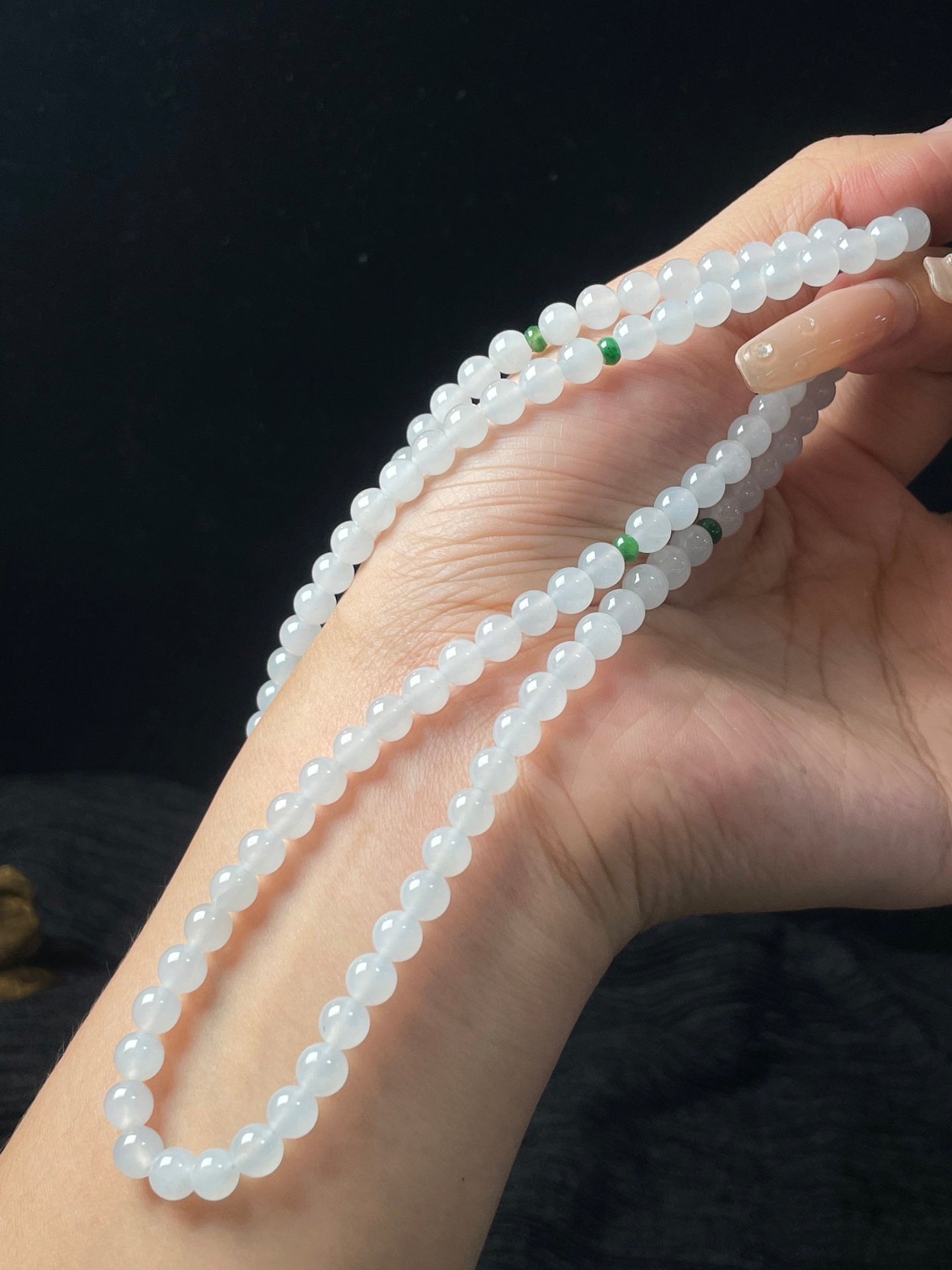 Chuỗi hạt ngọc phỉ thúy tự nhiên kèm hộp quà + chứng chỉ size 6, mã số: 7-7DD (wg0024604)