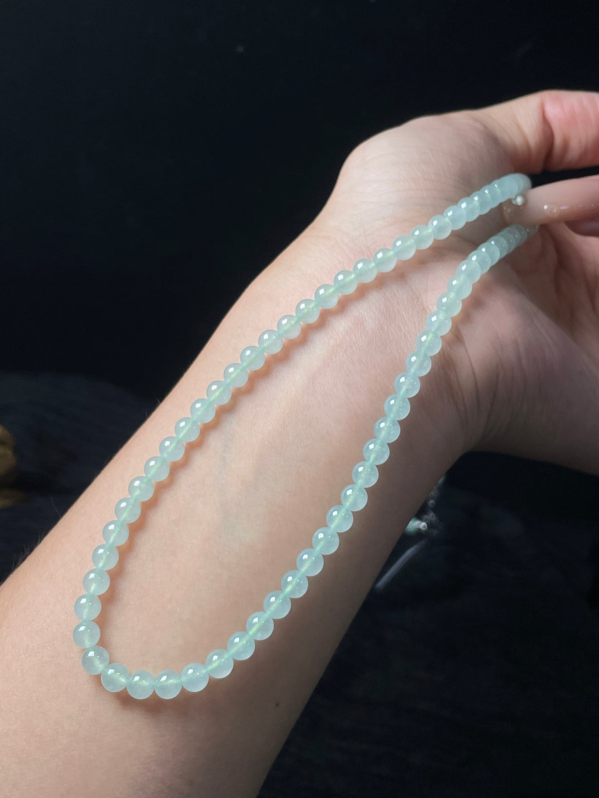 Chuỗi hạt ngọc phỉ thúy thiên nhiên kèm hộp quà + chứng chỉ size 5 mã số: 7-7DD (wg0024600)