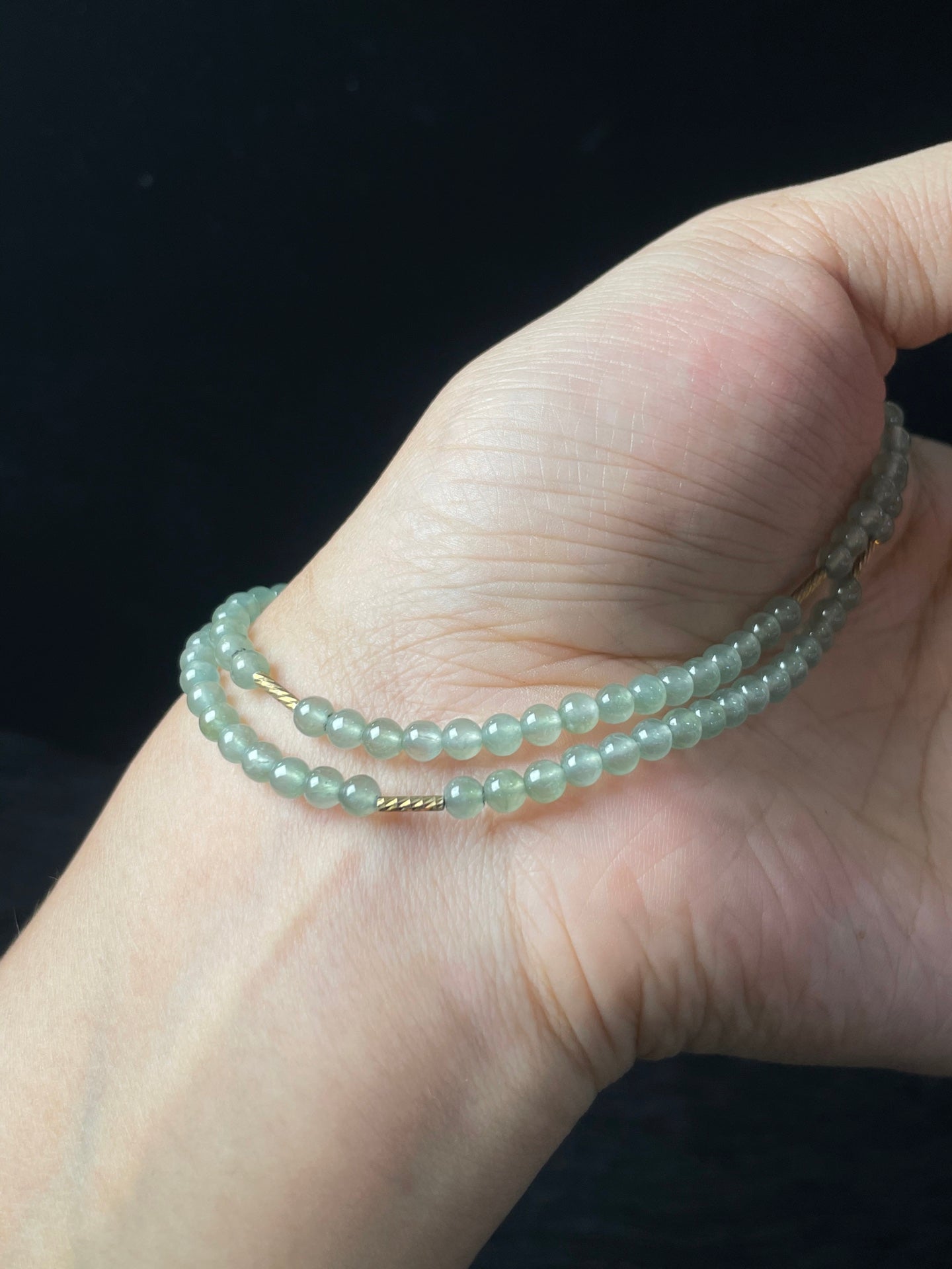 Chuỗi hạt ngọc phỉ thúy tự nhiên - Tặng kèm hộp quà + giấy chứng nhận - Kích thước hạt 4mm - Mã số: 6-27DD (wg0024598)